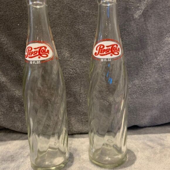 Antique 1960’s Swirl Pepsi Cola Bottle - Picture 3 of 3